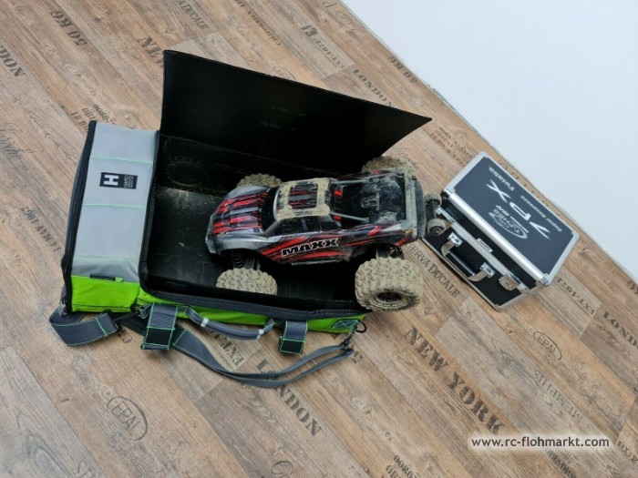 Traxxas MAXX mit FUTABA T7PXR Komplettauflsung